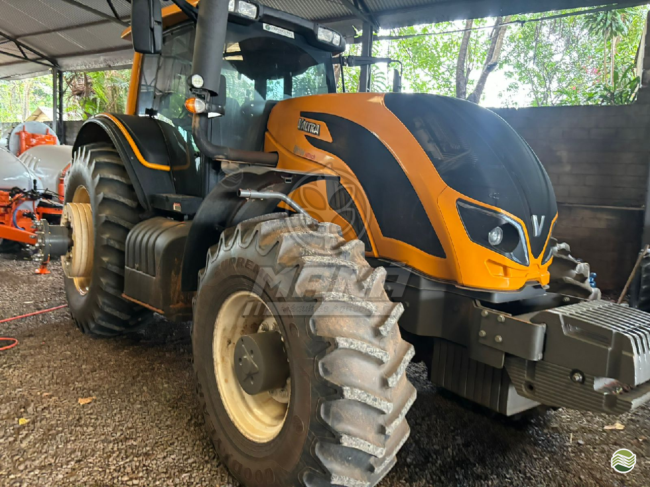 TRATOR VALTRA VALTRA BH 194 HiTech Tração 4x4 Mana Máquinas RIBEIRAO PRETO SÃO PAULO SP